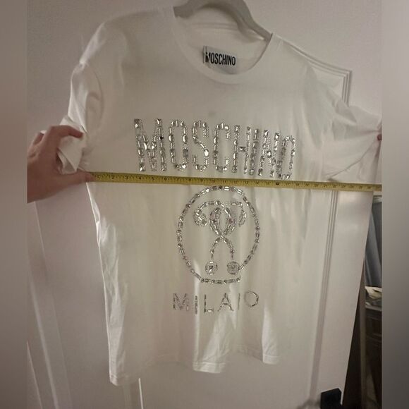 MOSCHINO - oversized tee with rhinestones - size XS ✨NWT✨ - Picture 13 of 15